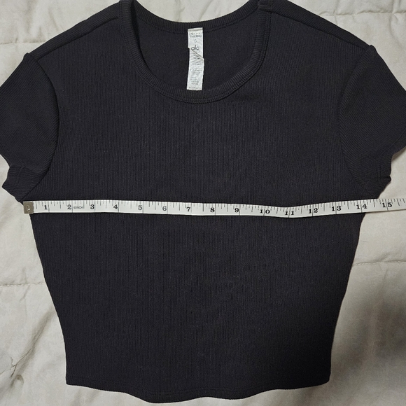 Alo Ribbed Cropped Top Small - Picture 4 of 5